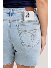 Load image into Gallery viewer, Judy Blue Mr Rigid Magic Dad Shorts Dbl Pkt
