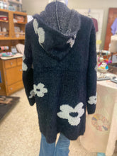 Load image into Gallery viewer, Black Floral Cardigan
