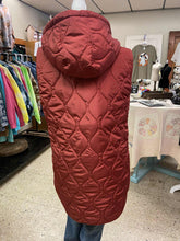 Load image into Gallery viewer, Quilted Vest Red
