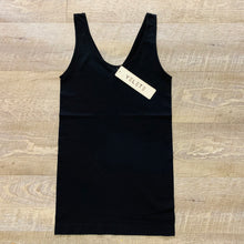 Load image into Gallery viewer, Black Tank Top
